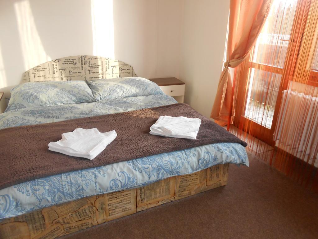 White Rabbit Hall Hotel Podebrady Room photo